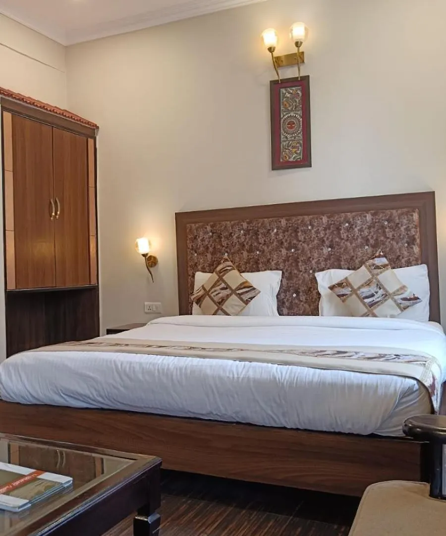 Hotel Hvh Kashi Vishwanath - 400M From Kashi Vishwanath Temple And Ganga Aarti Ghat Bénarès