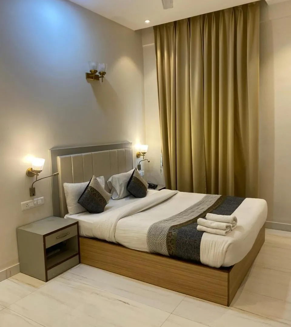 Hotel Hvh Kashi Vishwanath - 400M From Kashi Vishwanath Temple And Ganga Aarti Ghat Bénarès 3*,  Inde