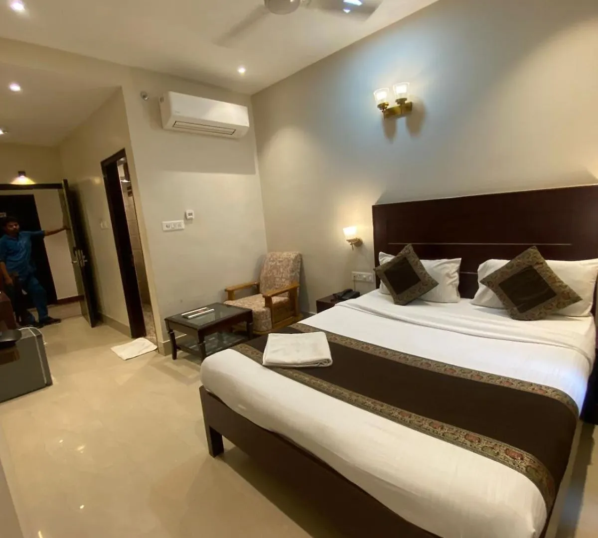 Hotel Hvh Kashi Vishwanath - 400M From Kashi Vishwanath Temple And Ganga Aarti Ghat Bénarès