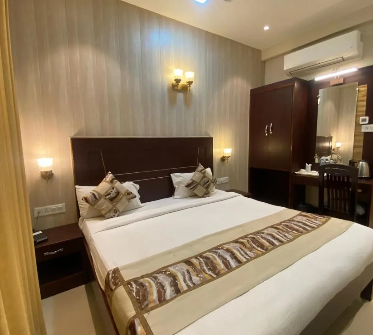 Hotel Hvh Kashi Vishwanath - 400M From Kashi Vishwanath Temple And Ganga Aarti Ghat Bénarès